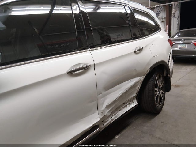Honda Pilot Awd Touring 8 Passenger