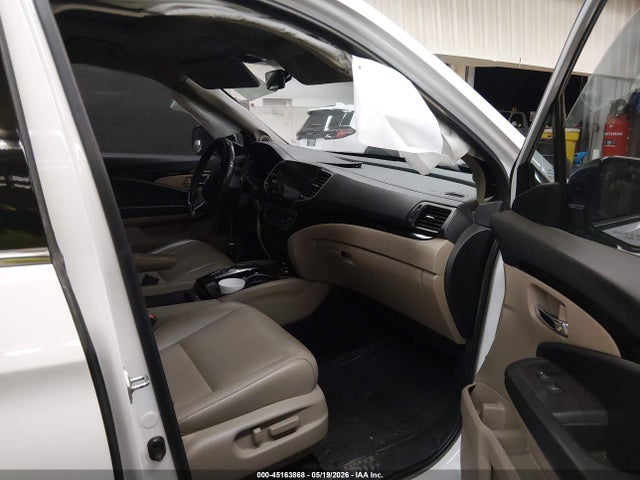 Honda Pilot Awd Touring 8 Passenger