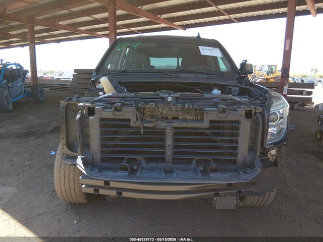 GMC Yukon Denali