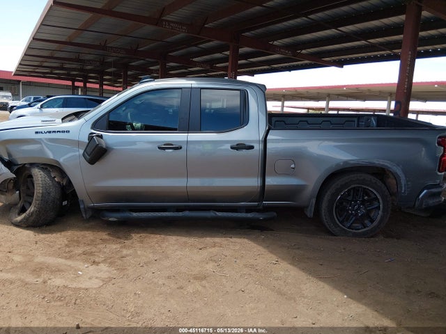 Chevrolet Silverado 1500 2wd  Standard Bed Custom