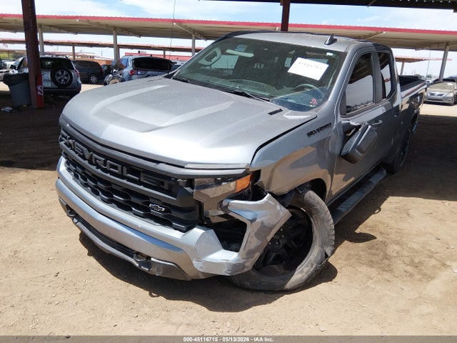 Chevrolet Silverado 1500 2wd  Standard Bed Custom