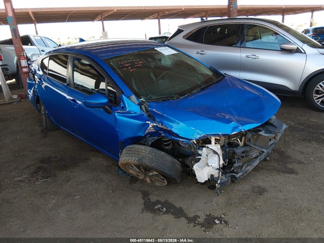 Salvage Nissan Versa Image