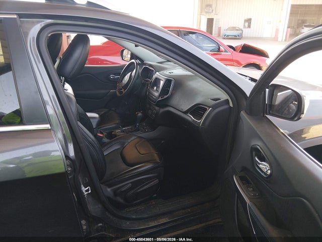 Jeep Cherokee Latitude Plus 4x4