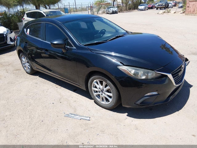 Salvage Mazda Mazda3 Image