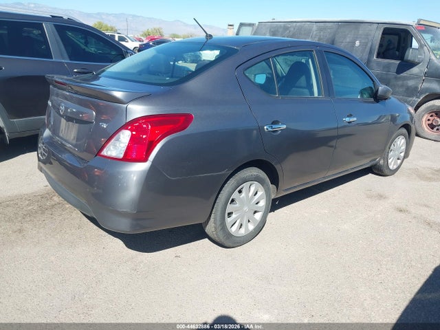 Nissan Versa 1.6 Sv