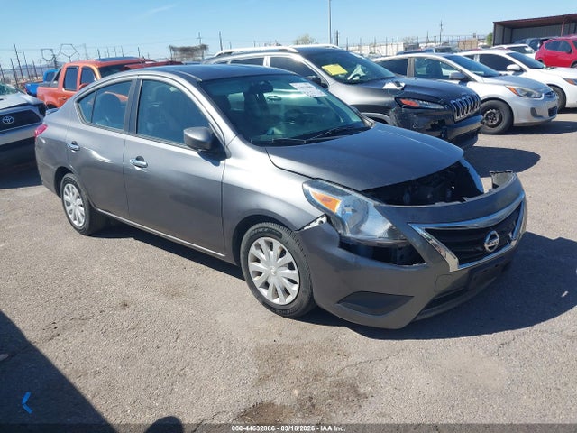 Salvage Nissan Versa Image