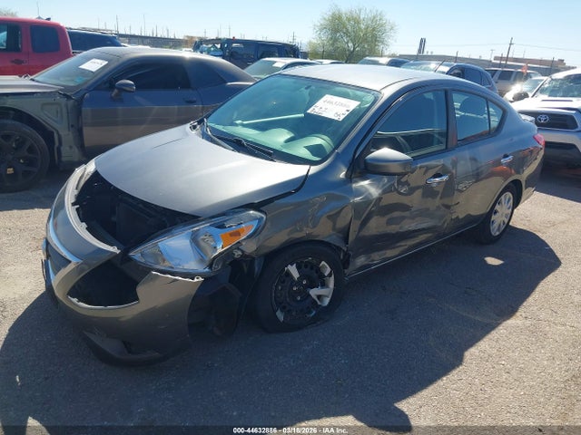 Nissan Versa 1.6 Sv