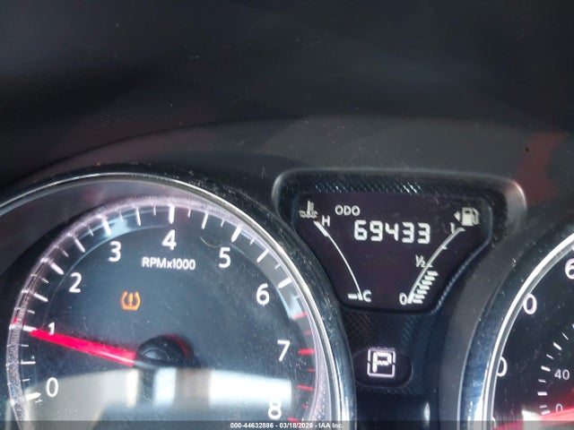 Nissan Versa 1.6 Sv