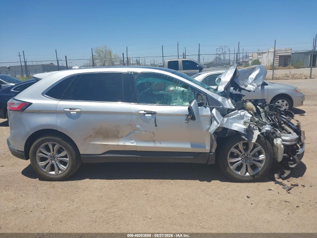 Ford Edge Titanium
