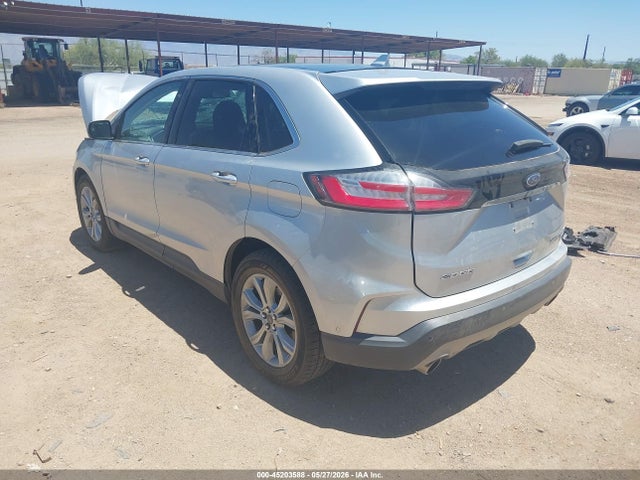 Ford Edge Titanium