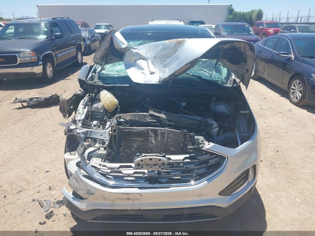 Ford Edge Titanium