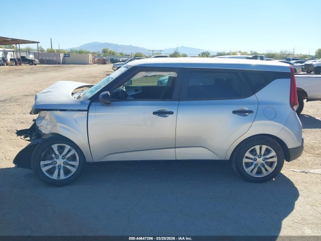 Kia Soul Lx