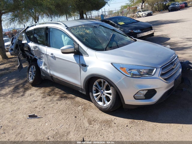 Salvage Ford Escape Image