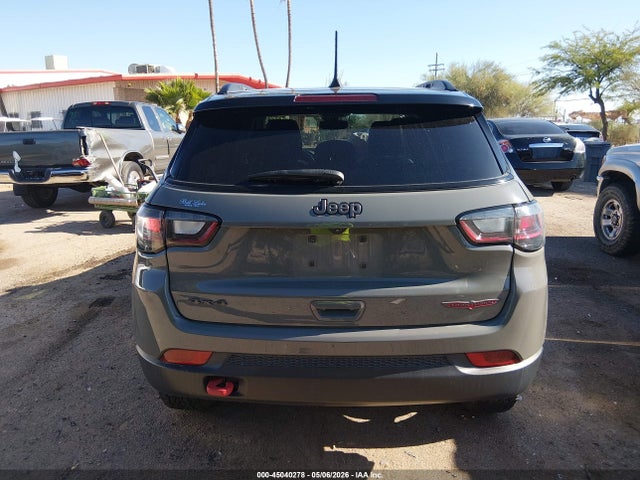 Jeep Compass Trailhawk 4x4