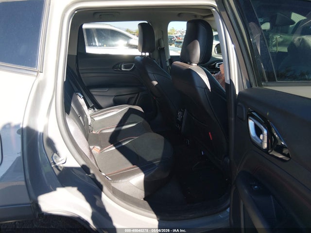 Jeep Compass Trailhawk 4x4