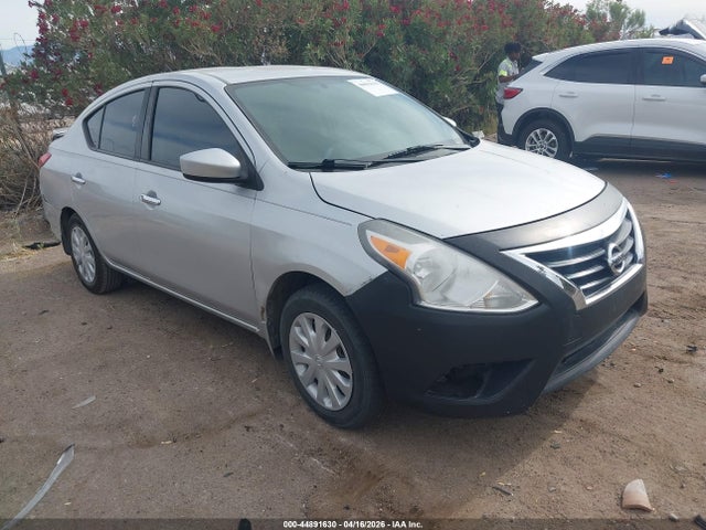 Salvage Nissan Versa Image