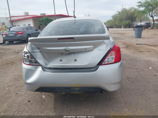 Nissan Versa 1.6 Sv