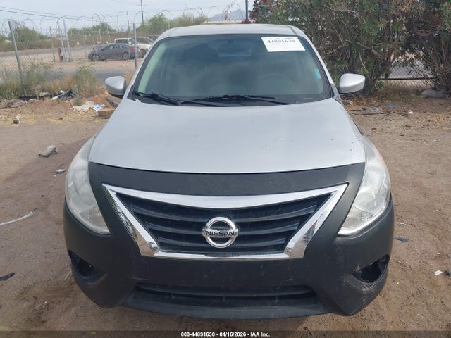 Nissan Versa 1.6 Sv