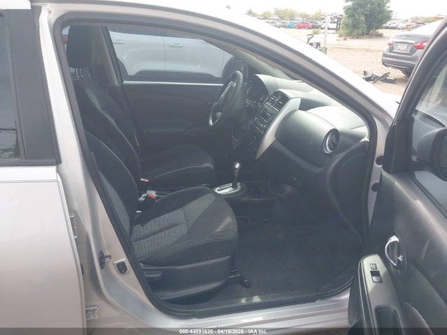 Nissan Versa 1.6 Sv