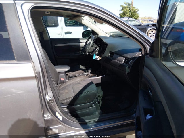 Mitsubishi Outlander Es