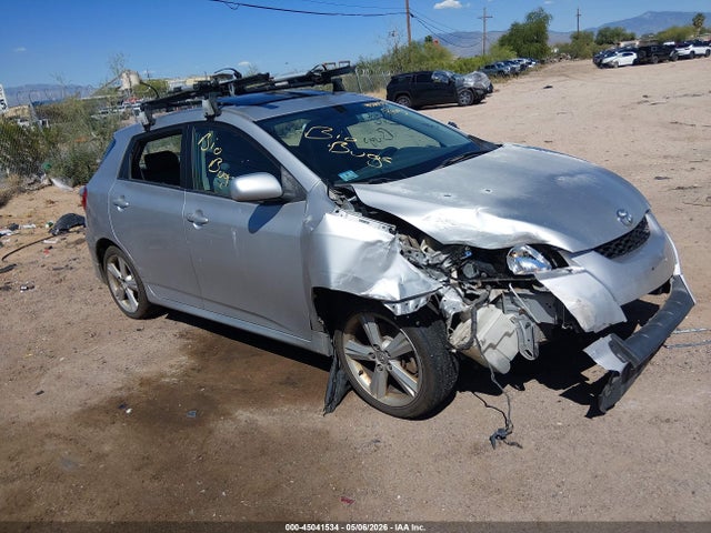 Salvage Toyota Matrix Image