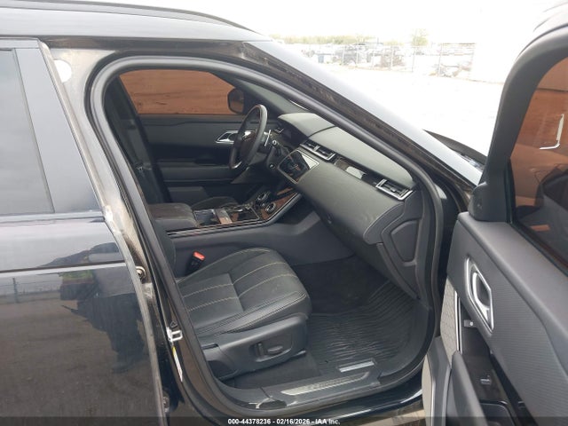 Land Rover Range Rover Velar P250 R-dynamic Se