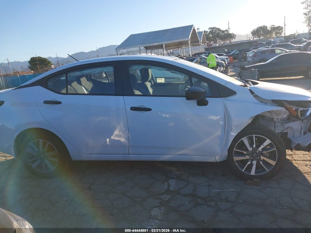 Nissan Versa 1.6 S Xtronic Cvt