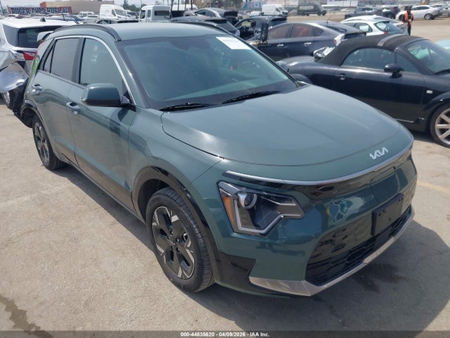 Salvage Kia Niro Image