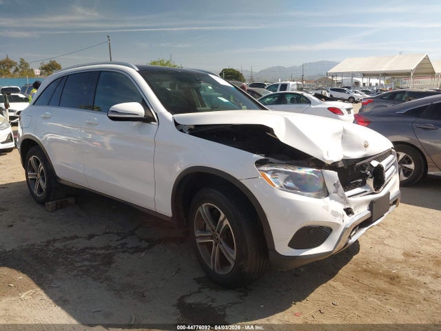Salvage Mercedes-Benz GLC Image