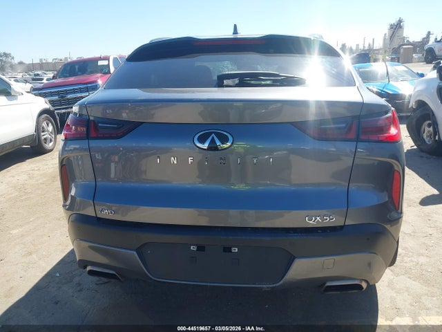 INFINITI Qx Luxe Awd