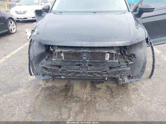 Volkswagen Tiguan 2.0t S