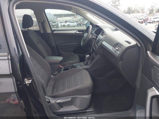 Volkswagen Tiguan 2.0t S
