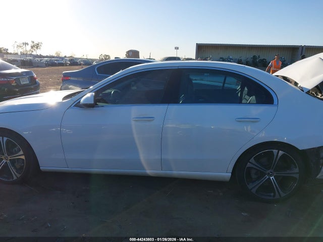 Mercedes-Benz C-Class Sedan