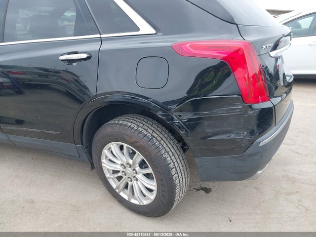 Cadillac XT5 Standard