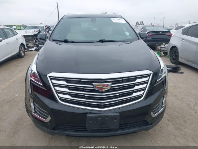 Cadillac XT5 Standard