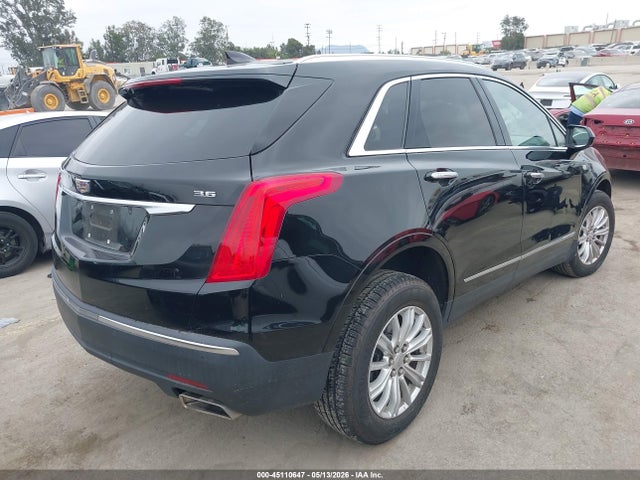 Cadillac XT5 Standard