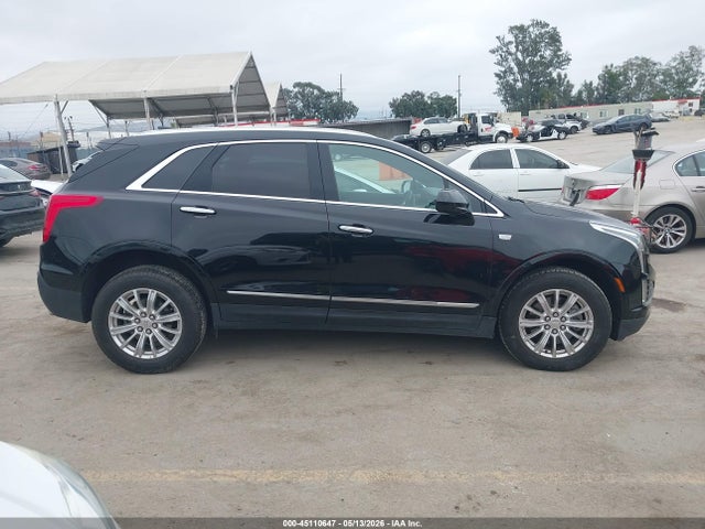 Cadillac XT5 Standard