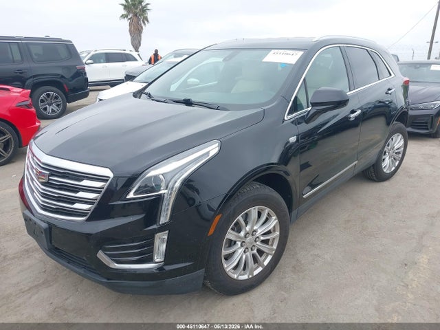 Cadillac XT5 Standard