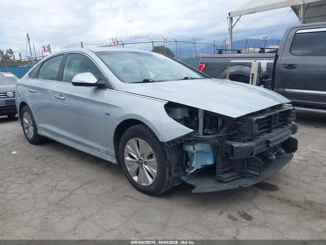 Salvage Hyundai SONATA Image