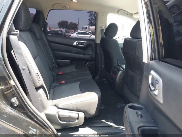 Nissan Pathfinder S 2wd
