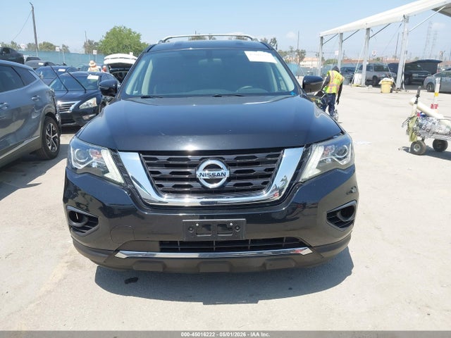Nissan Pathfinder S 2wd