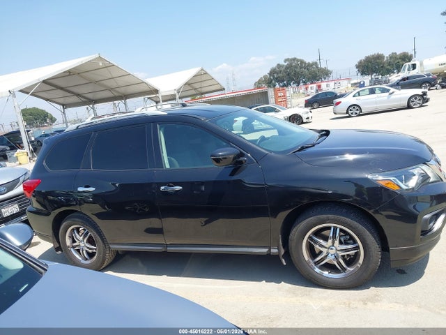 Nissan Pathfinder S 2wd