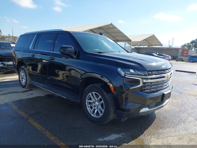 Salvage Chevrolet Suburban Image