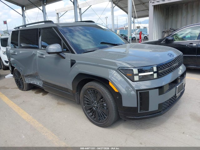 Salvage Hyundai SANTA FE Image