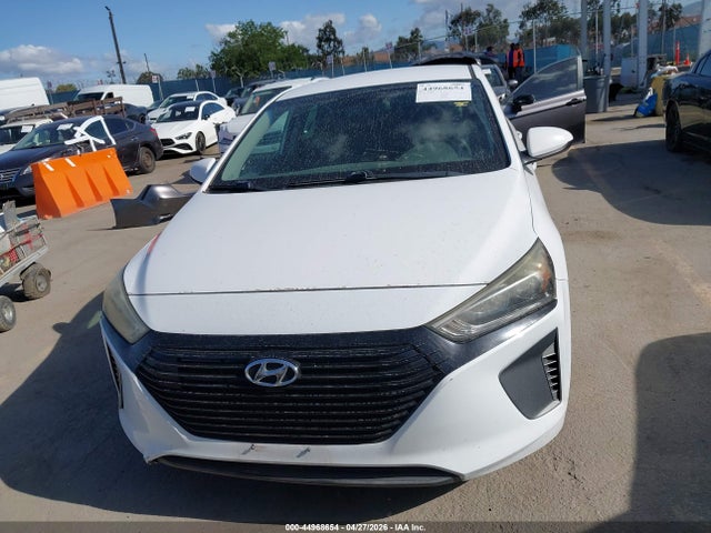 Hyundai Ioniq Blue