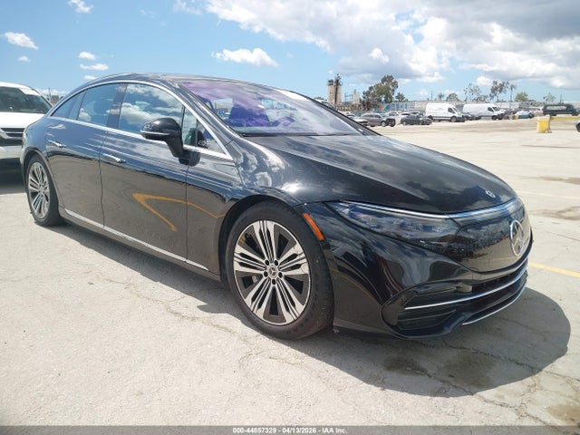 Salvage Mercedes-Benz EQS Image
