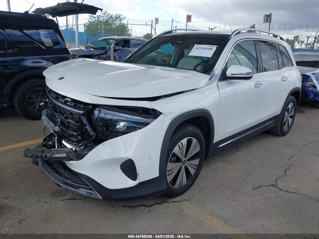Mercedes-Benz EQB 4matic