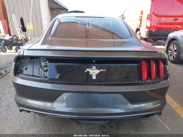 Ford Mustang V6