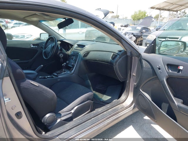 Hyundai Genesis 2.0t
