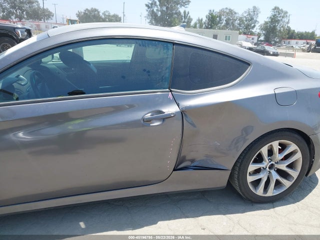 Hyundai Genesis 2.0t